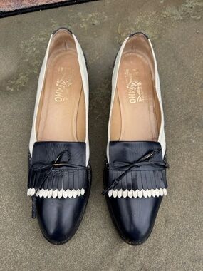 SALVATORE FERRAGAMO NAVY BLUE & WHITE LEATHER KILTIE LOAFERS SHOES 11AAA ITALY